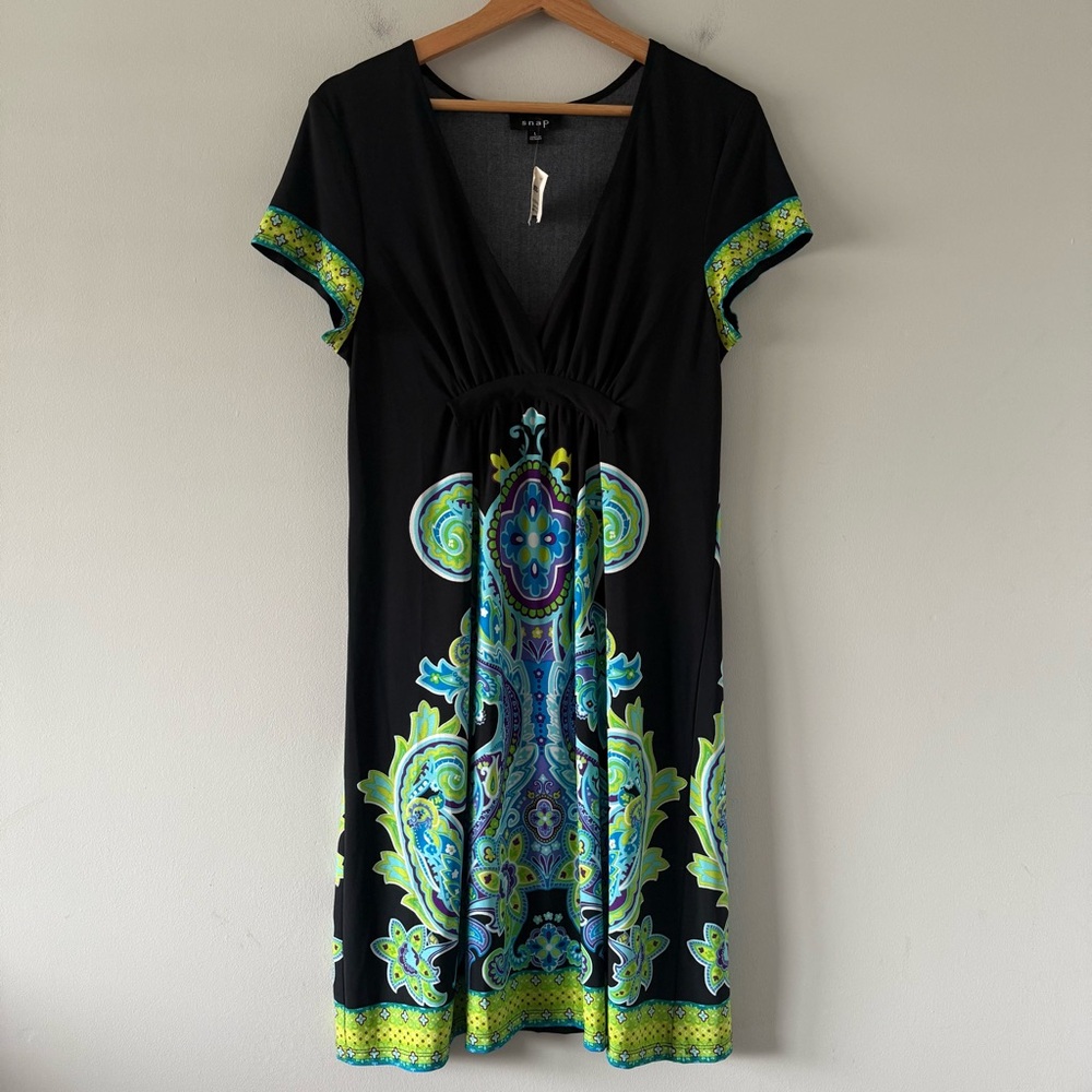 Y2K Vintage Snap Babydoll V Neck‎ Knee Length Dress Stretch Short Sleeve Paisley